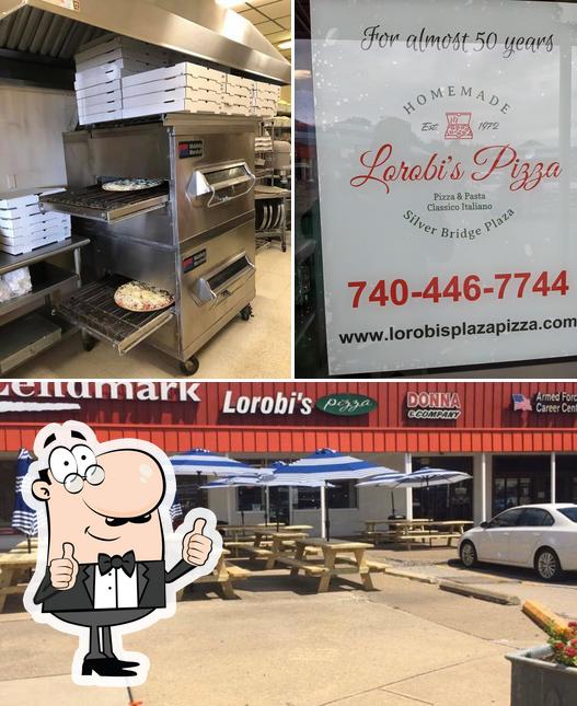 See the image of Lorobi's pizza