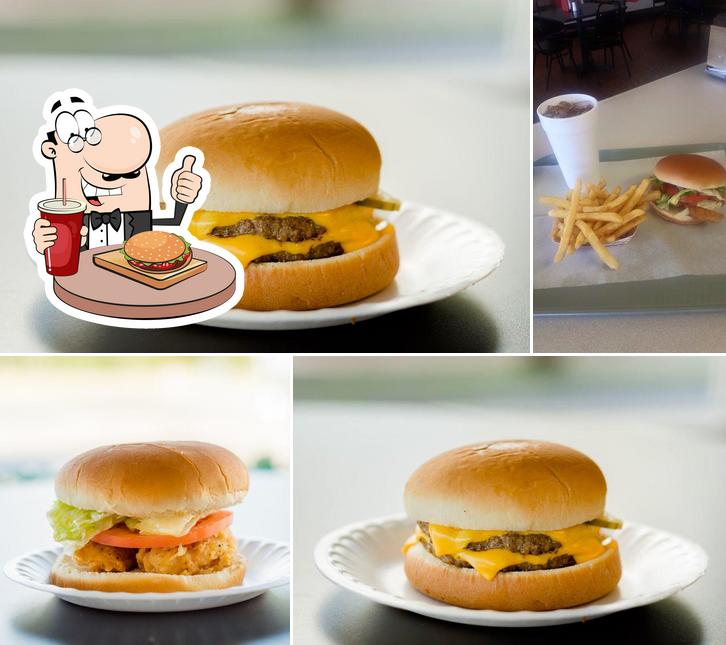 Dairy King, 964 E Broad St in Ozark Restaurant menu and reviews