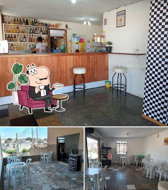 O interior do Boteco's Beer