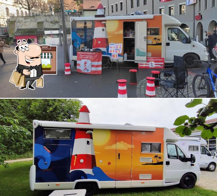 Gli esterni di LightHouse Foodtruck