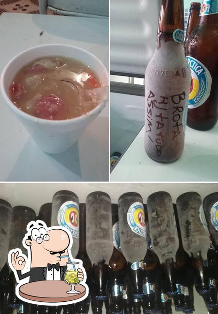 A ilustração do Espetinho Do Leleco’s bebida e comida