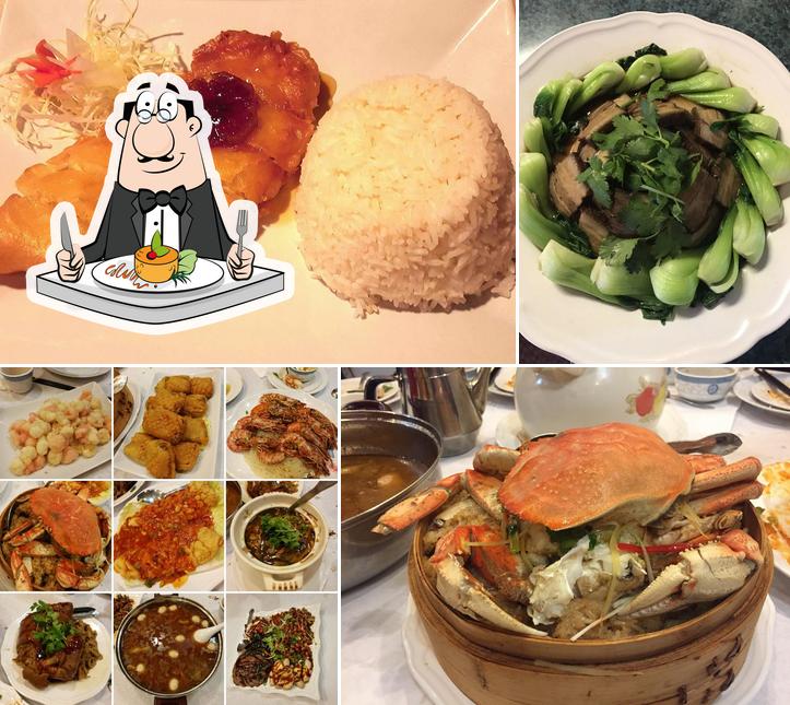 Lotus Chinese Restaurant in Elmwood Park Restaurant menu and reviews