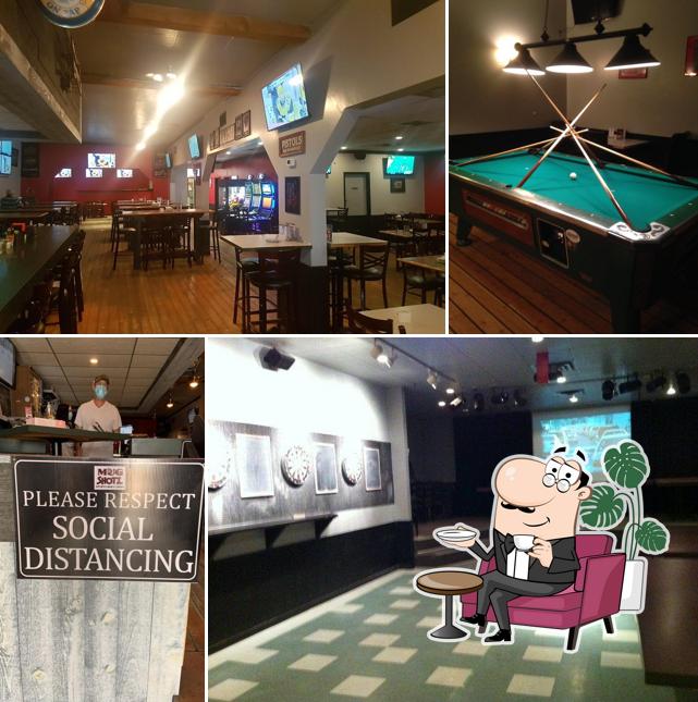 Mug Shotz Sports Bar & Grill in Calgary Restaurant menu and reviews