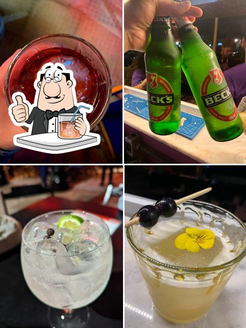 Peça uma bebida do menu