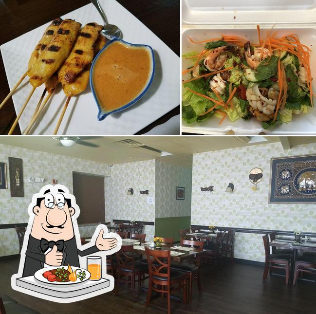Thai Basil in Pawtucket Restaurant menu and reviews