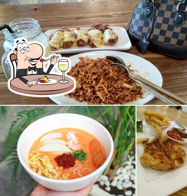 Lee's Cafe, Batam - Restaurant reviews