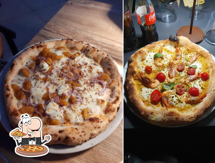 A Ninita Food & Relax, puoi ordinare una bella pizza