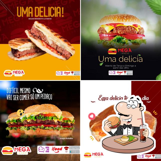 Delicie-se com um hambúrguer no Mega Lanche