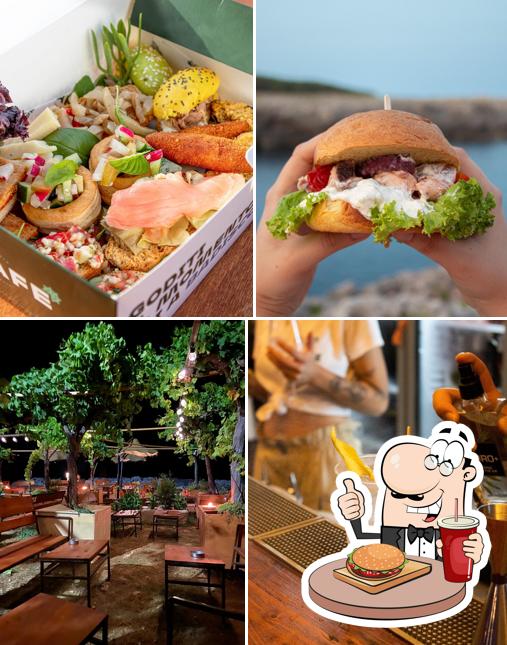 Ordina un hamburger a Skafè al Casotto