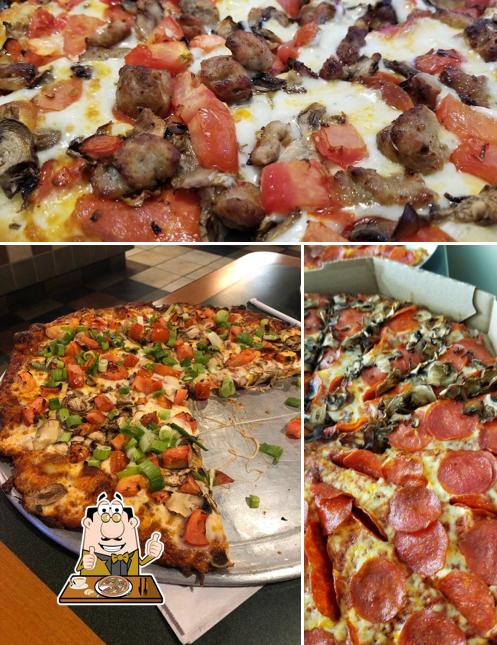 Round Table Pizza in Cypress - Restaurant menu and reviews