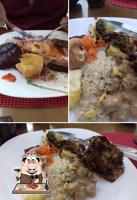 Escolha pratos de carne no Café do Forte