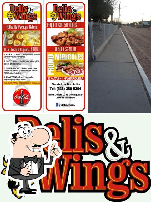 Mire esta imagen de Delis and Wings