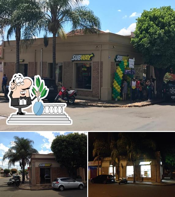 Veja imagens do exterior do Subway