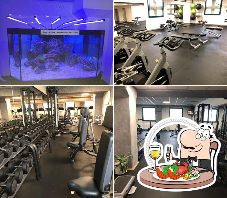 Ordina la cucina di mare a Seven Club