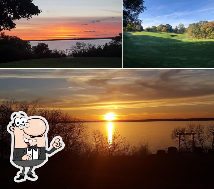 Koshkonong Mounds Country Club in Fort Atkinson Restaurant menu and reviews