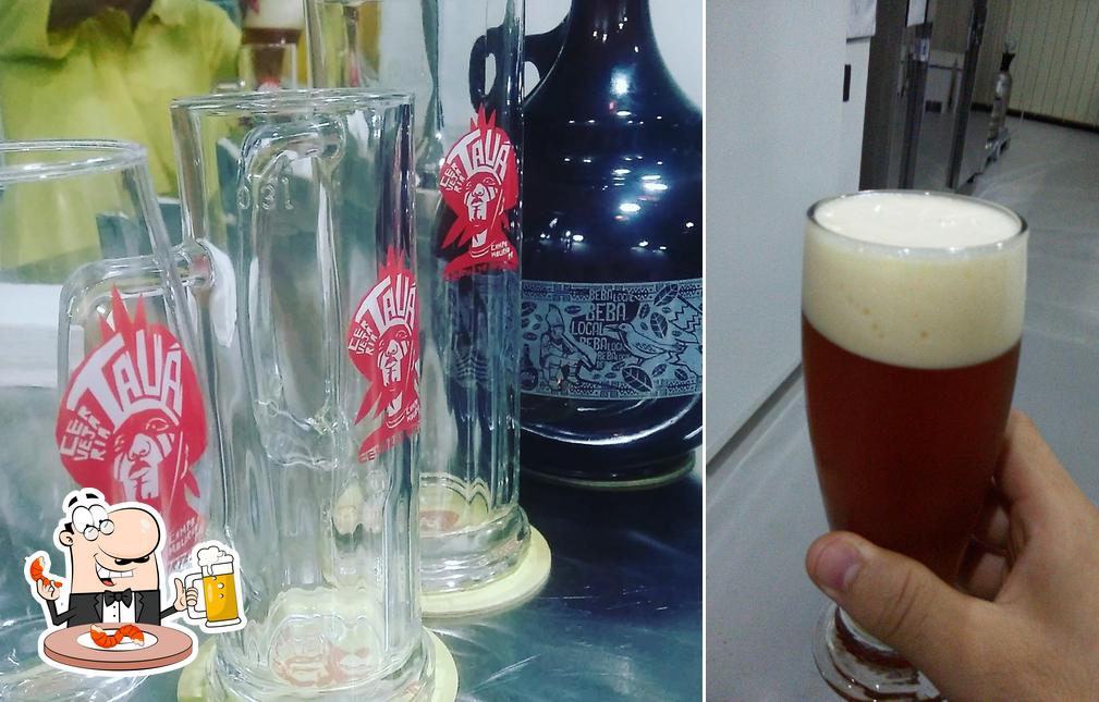 Peça um copo de cerveja leve ou escura