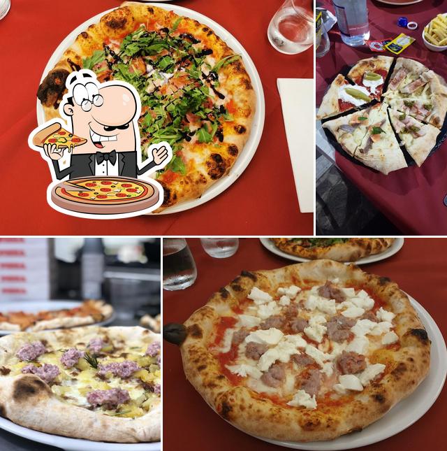 Scegli una pizza a Cottocrudo di Senese Luca - Pizzeria ristorante gastronomia "Da Francio"