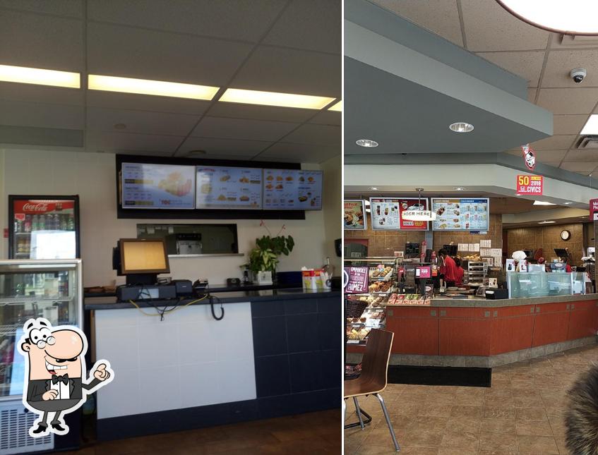 L'intérieur de Tim Hortons