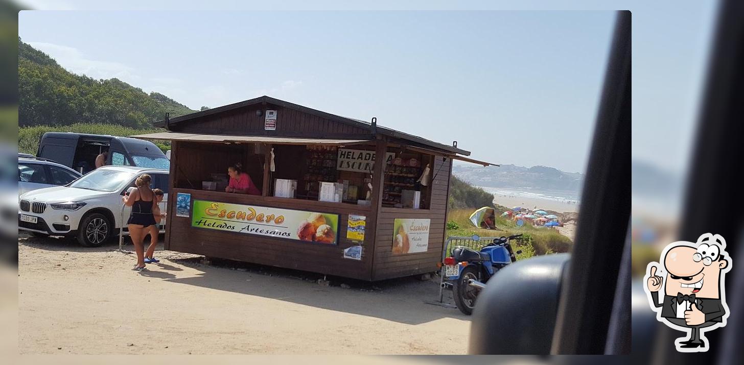 chiringuito-parking-playa-de-gerra-in-san-vicente-de-la-barquera