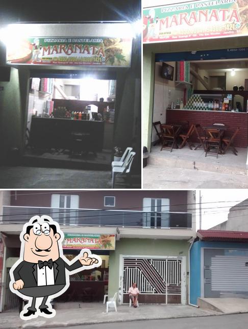 Esta é a foto apresentando interior e exterior a Pizzaria Maranata Pizza No Forno a Lenha