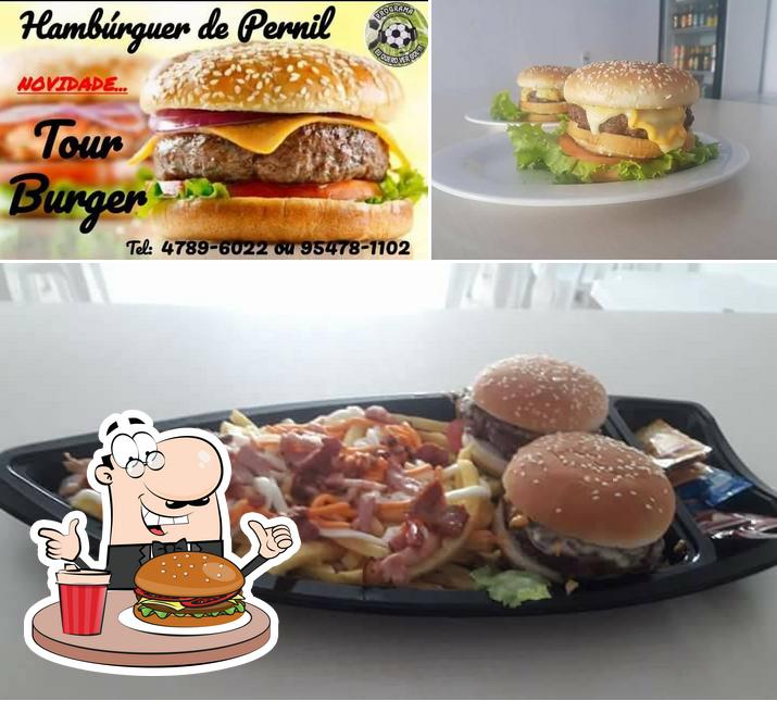 Os hambúrgueres do Tour Burger Hamburgueria irão satisfazer uma variedade de gostos