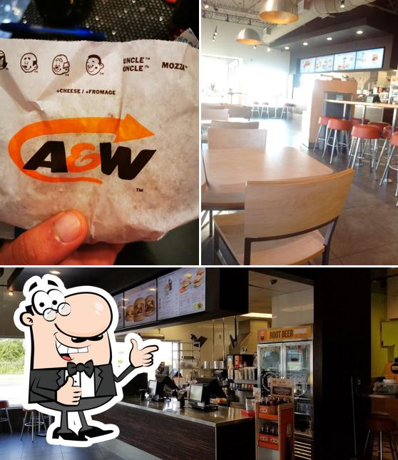 Voir l'image de A&W Canada