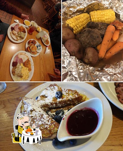 Cracker Barrel Old Country Store, 9475 N Owasso Expy in Owasso