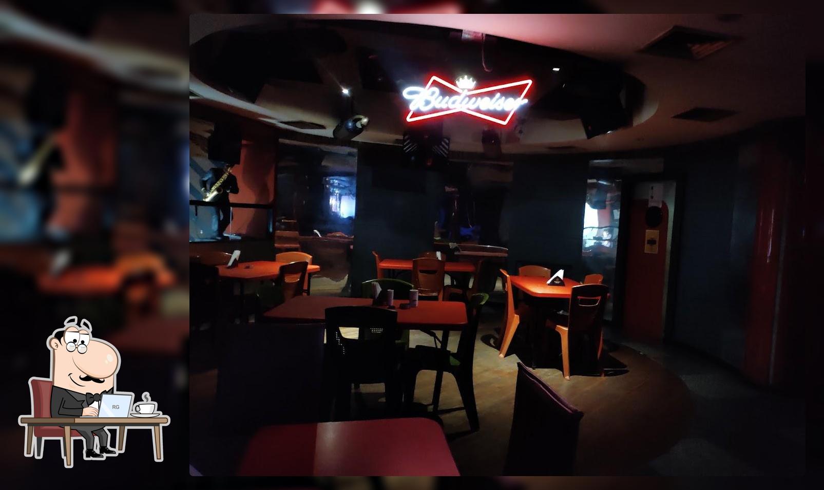 The interior of Fahrenheit Bar