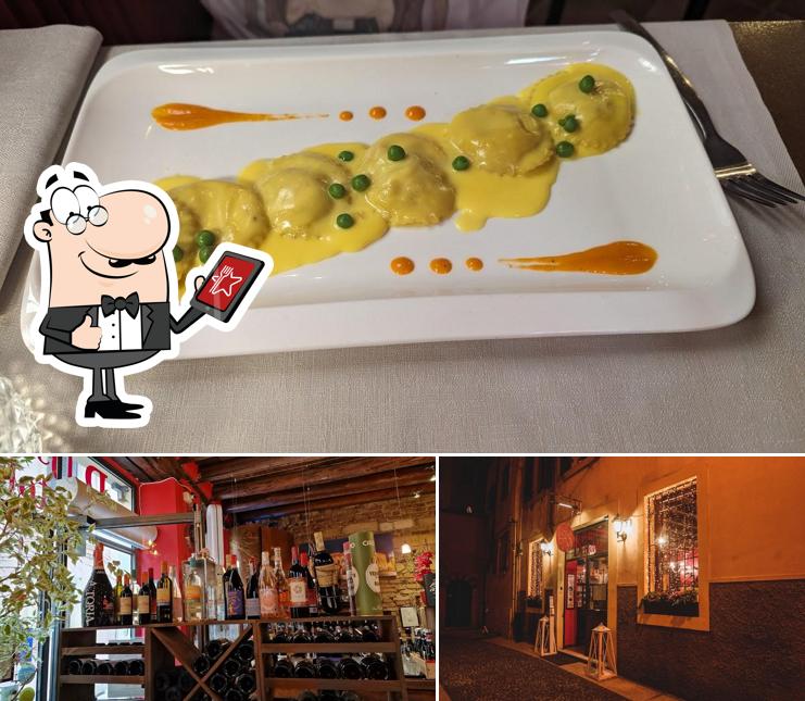 La esterno e cibo del ristorante