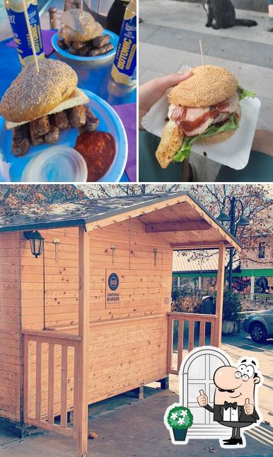 Simonai Burger