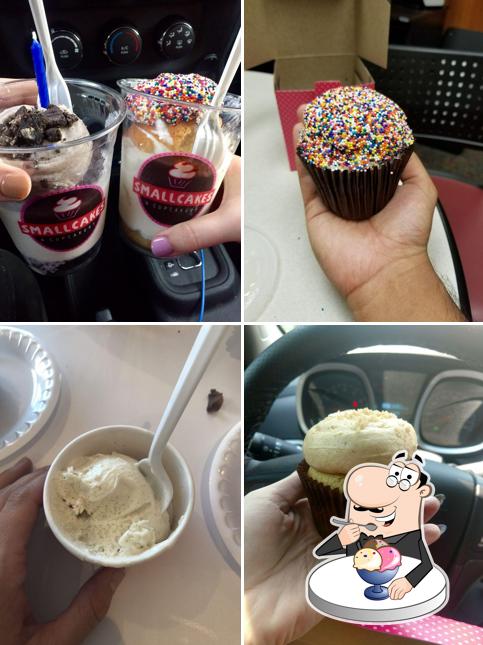 Smallcakes Cupcakery Creamery te ofrece gran variedad de postres