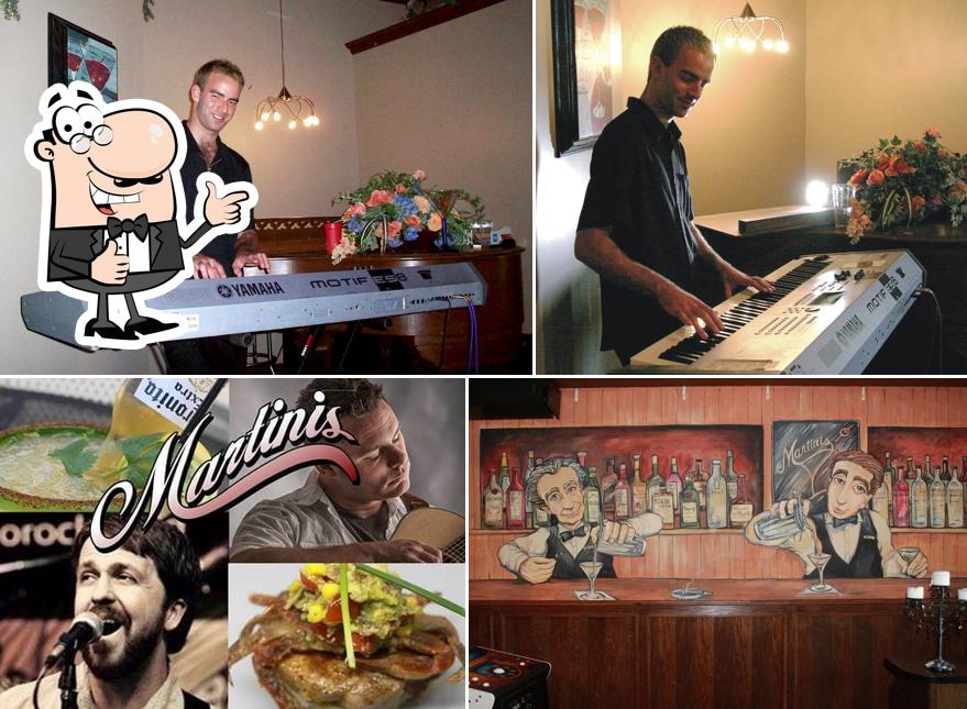 Martinis in Valparaiso Restaurant reviews