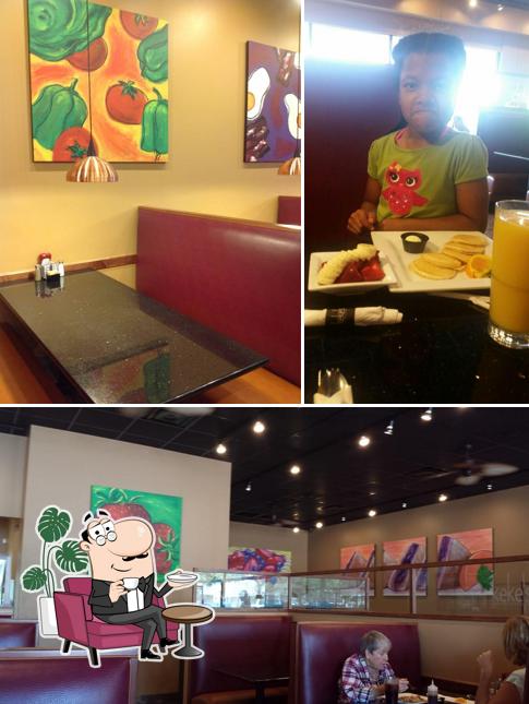 Keke's Breakfast Cafe, 1523 W New Haven Ave in West Melbourne