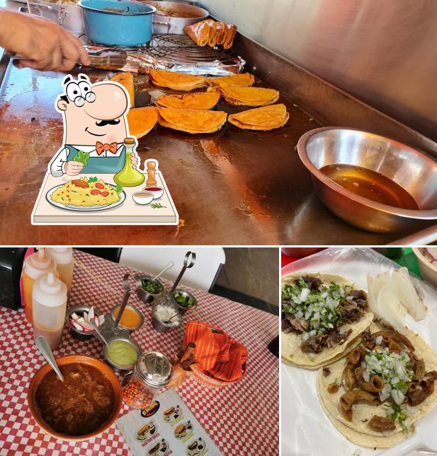 Еда в "Tacos el richard"