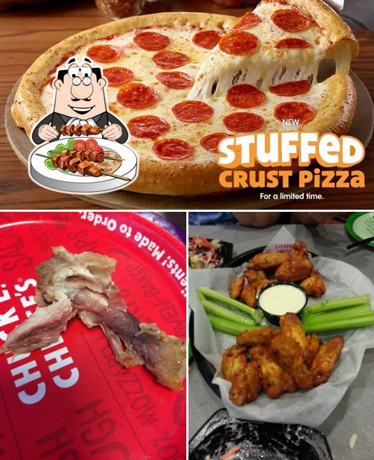 Chuck E. Cheese, Delco Plaza, 11-15 Hanover Pl in Hicksville ...