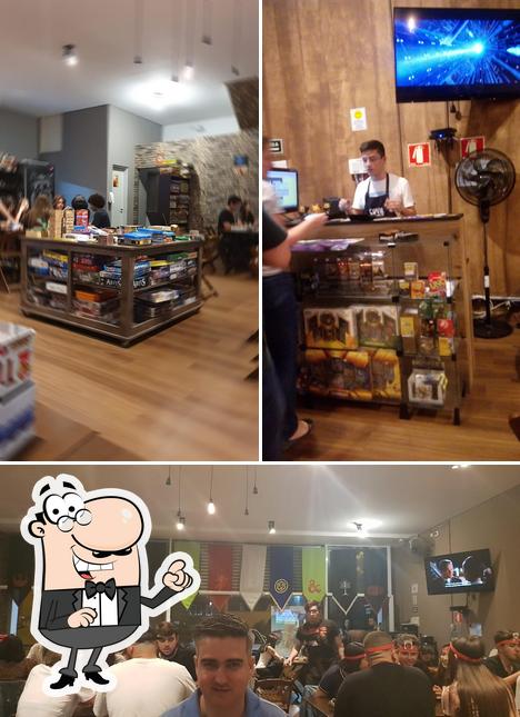 Covil Game Bar - Jogos de tabuleiro, comida boa e coisas geek? Só