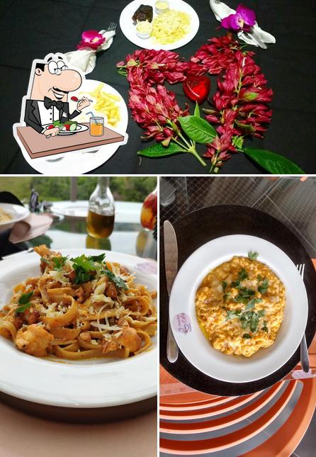 Comida em Orquídea Café