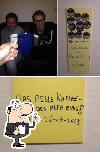 Das Kaffeehaus Des Bravo Eins