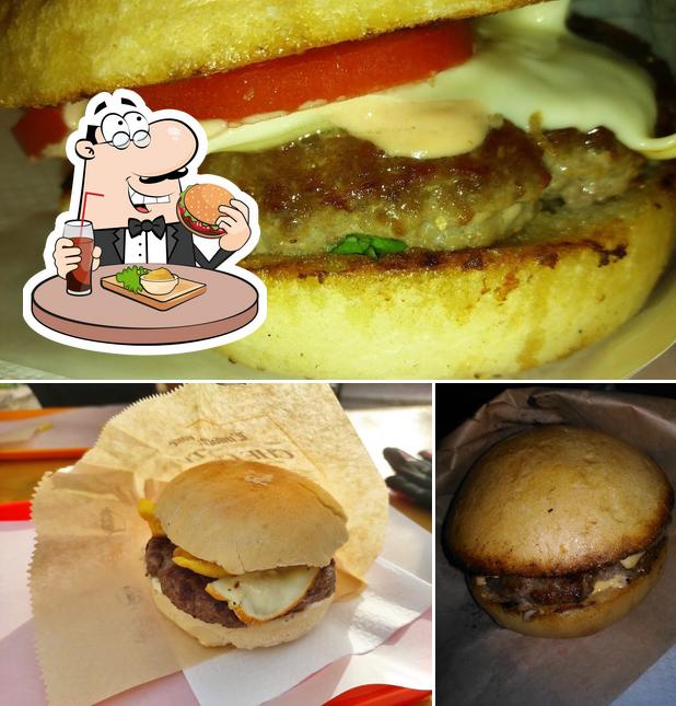 Prova un hamburger a MarC Food