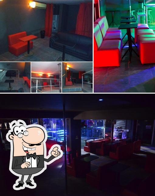 O interior do Revolution Swing Club - Casa de Swing e Balada Liberal