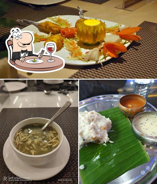 Food at Sri Sampoorna Hotel