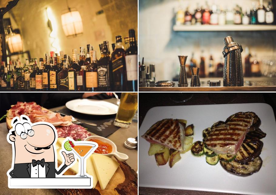 Pub y bar Vinarius Wine & Music Culture, Monopoli Carta del restaurante y opiniones