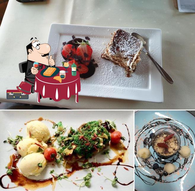 Restaurant EssZimmer serves a selection of sweet dishes