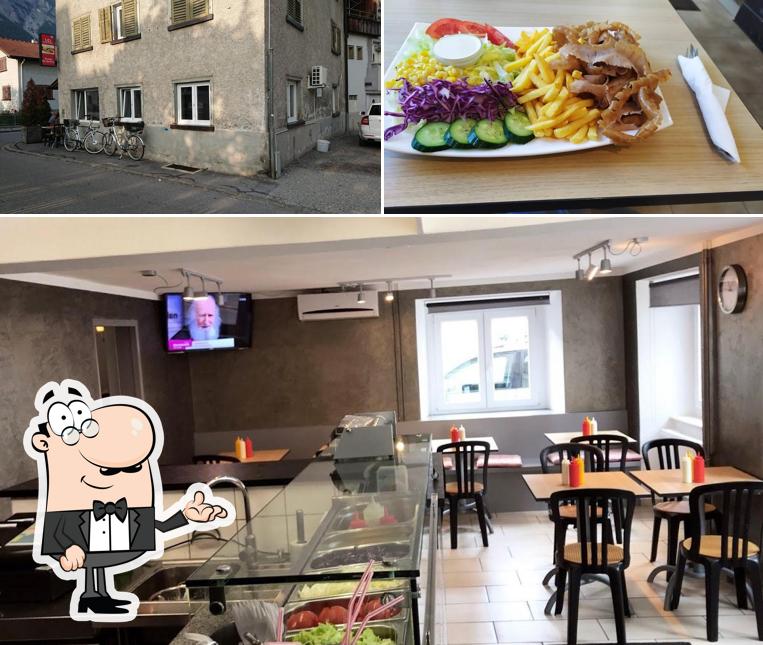 L’image de la intérieur et nourriture de Maksuti's Döner’s