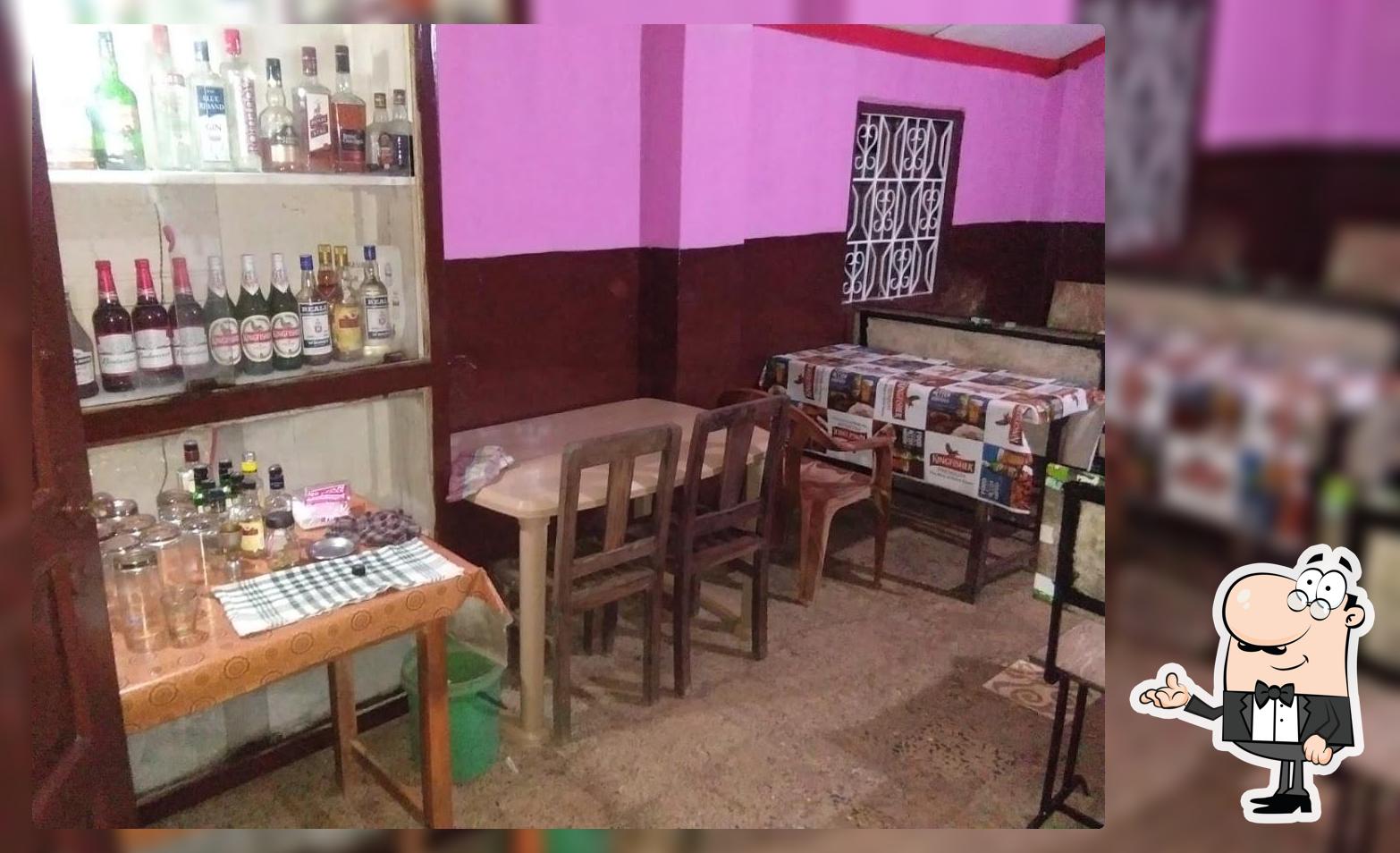 Travasso bar and restaurant (Leslie Travasso)