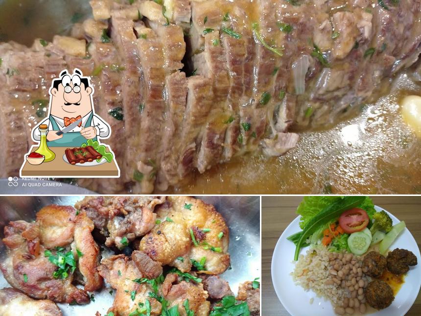 Peça pratos de carne no Garfo's Restaurante