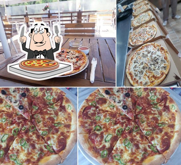 Pizza John, Hunedoara Restaurant menu and reviews