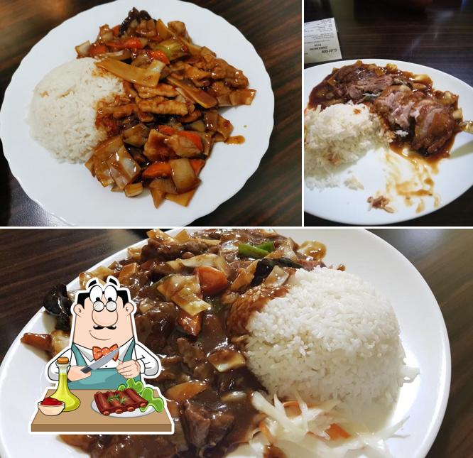 Order meat meals at Čínské Bistro Fu Da