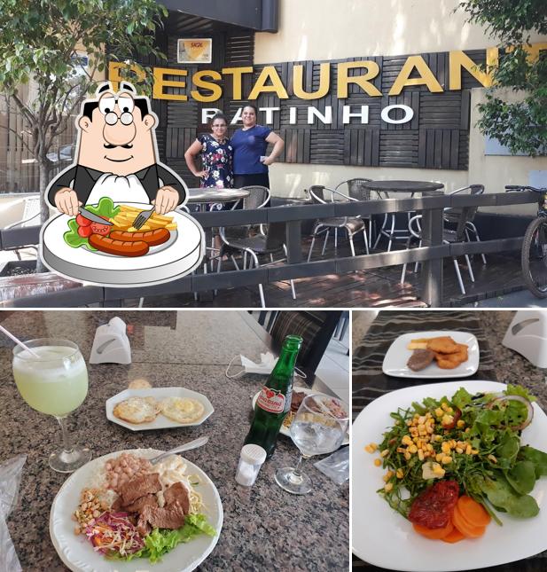 Entre diferentes coisas, comida e exterior podem ser encontrados no Restaurante Veneza Ratinho