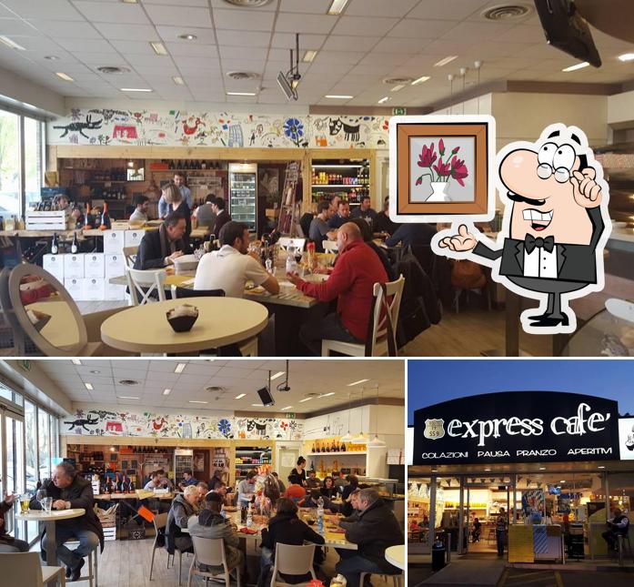 Gli interni di Express Cafè